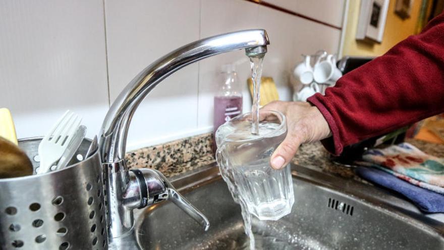 Finestrat pide a Benidorm potabilizar el agua que beben sus vecinos