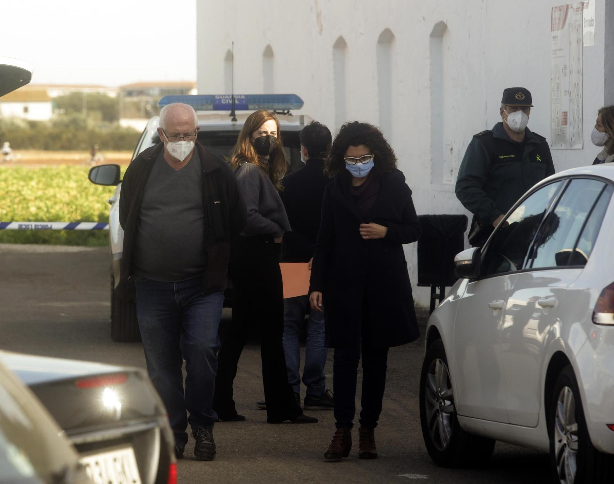 Profanan una veintena de tumbas en el cementerio de Paiporta