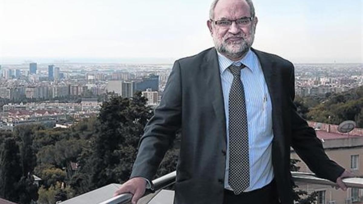 Profesor e investigador. Lluís Torrens, en la sede de IESE en Barcelona.