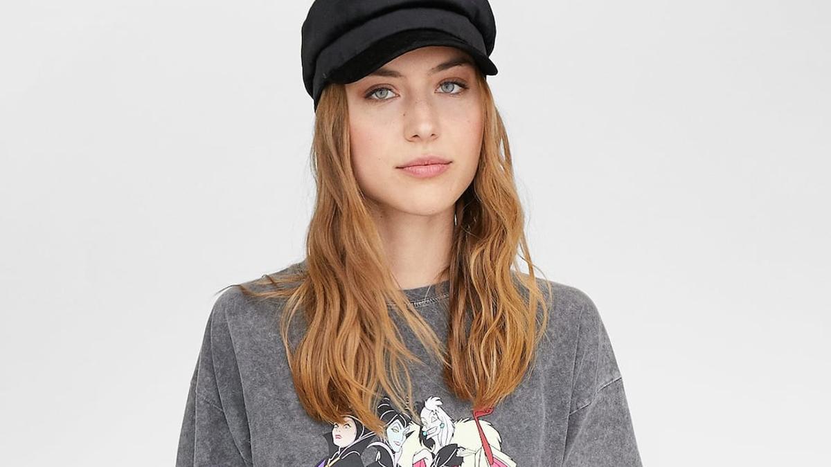 Stradivarius les da un toque especial a sus camisetas de Disney