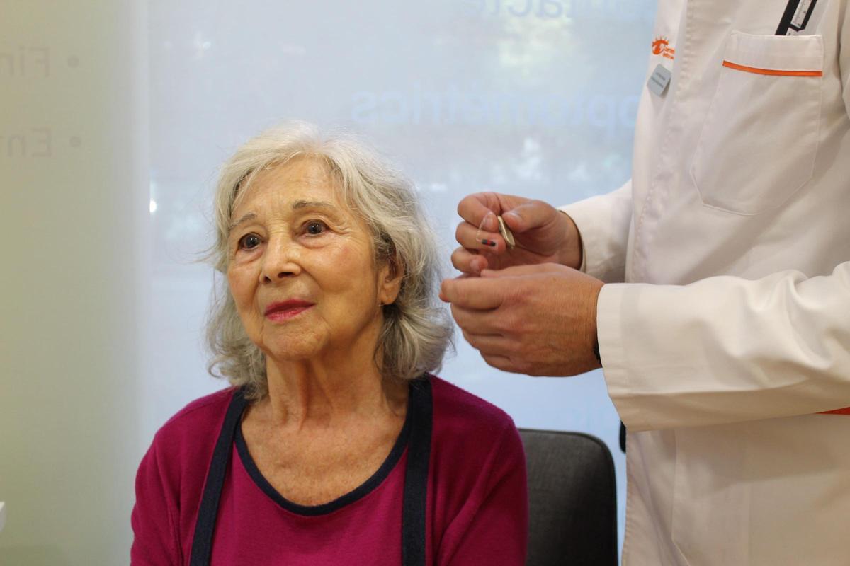 Descobreix la importancia de l'audiologia a Centre Òptic del Bages