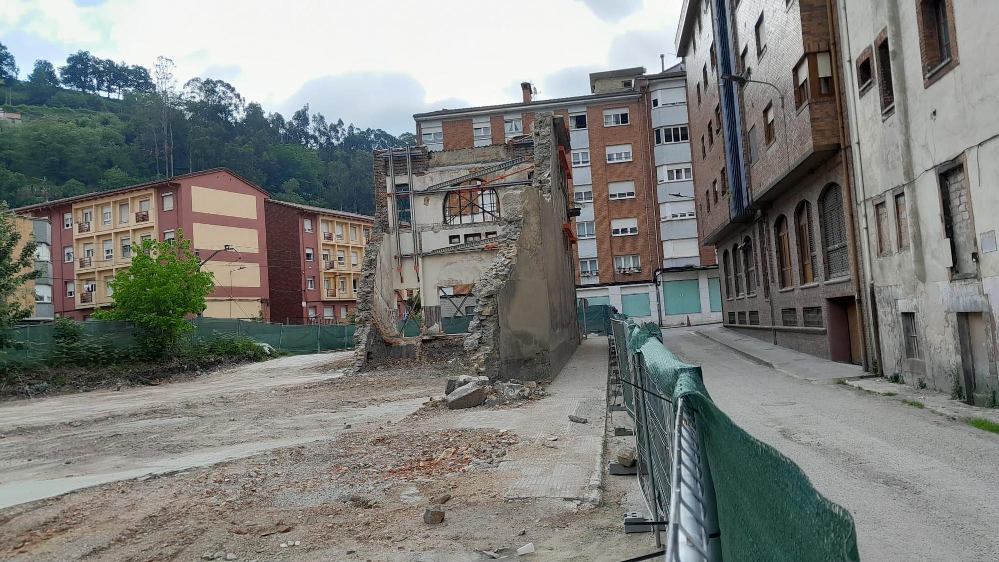 Obras del centro de salud de Sotrondio