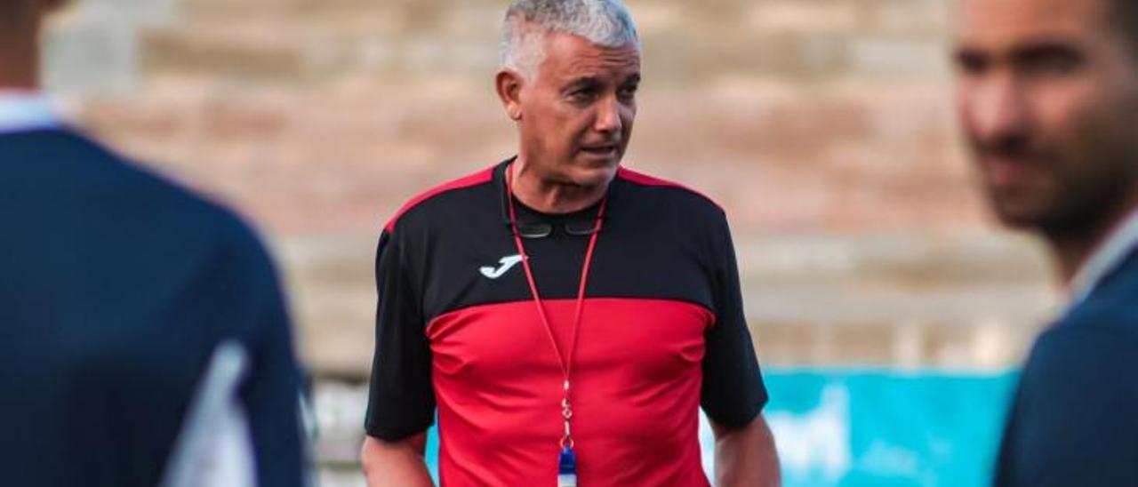 Pep Barceló, seleccionador balear, en un entrenamiento.