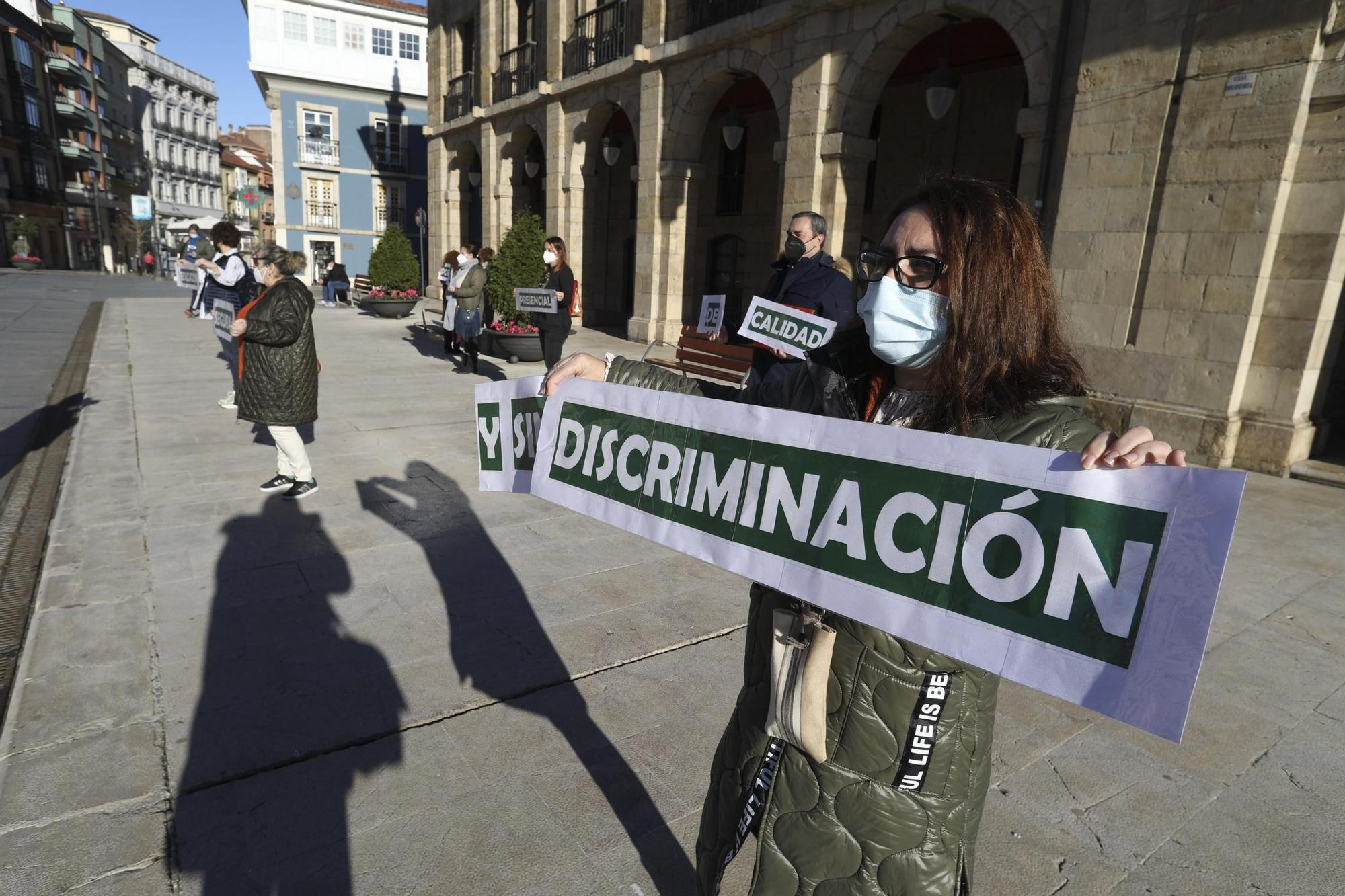 Concentraciones contra la semipresencialidad en la Educación