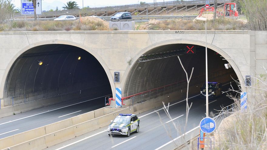 La reapertura del túnel de la autopista en Pilar de la Horadada tendrá que esperar