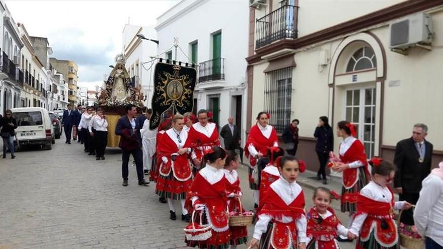 acortan la procesión de la virgen de la cabeza