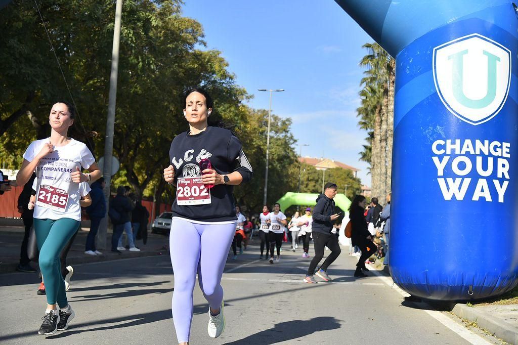 Carrera de la Mujer: recorrido por avenida de los Pinos, Juan Carlos I y Cárcel Vieja (2)