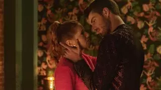 'Valeria', una comedia romántica para ahondar en la crisis de los 30 y descubrir el Satisfyer