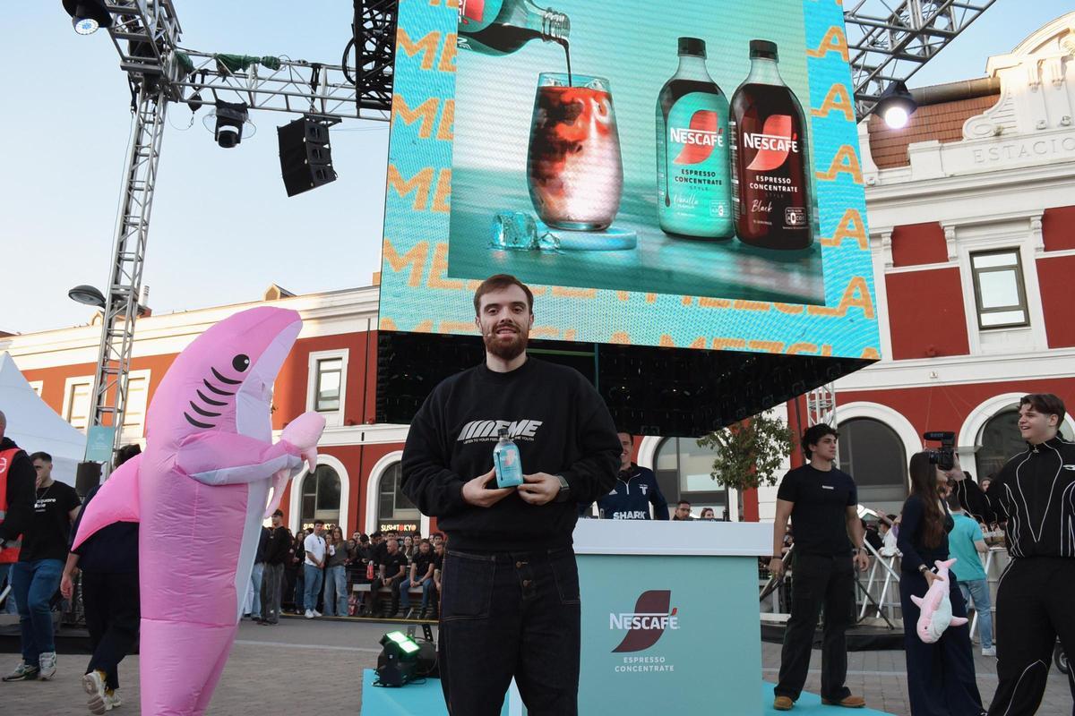 Ibai Llanos en el lanzamiento del nuevo café frío de Nescafé