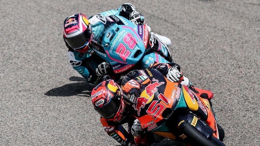 David Almansa lidera toda la carrera, pero gana Máximo Quiles por 21 milésimas de segundo en Moto3