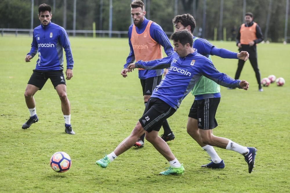 Entrenamiento del Real Oviedo en El Requexón