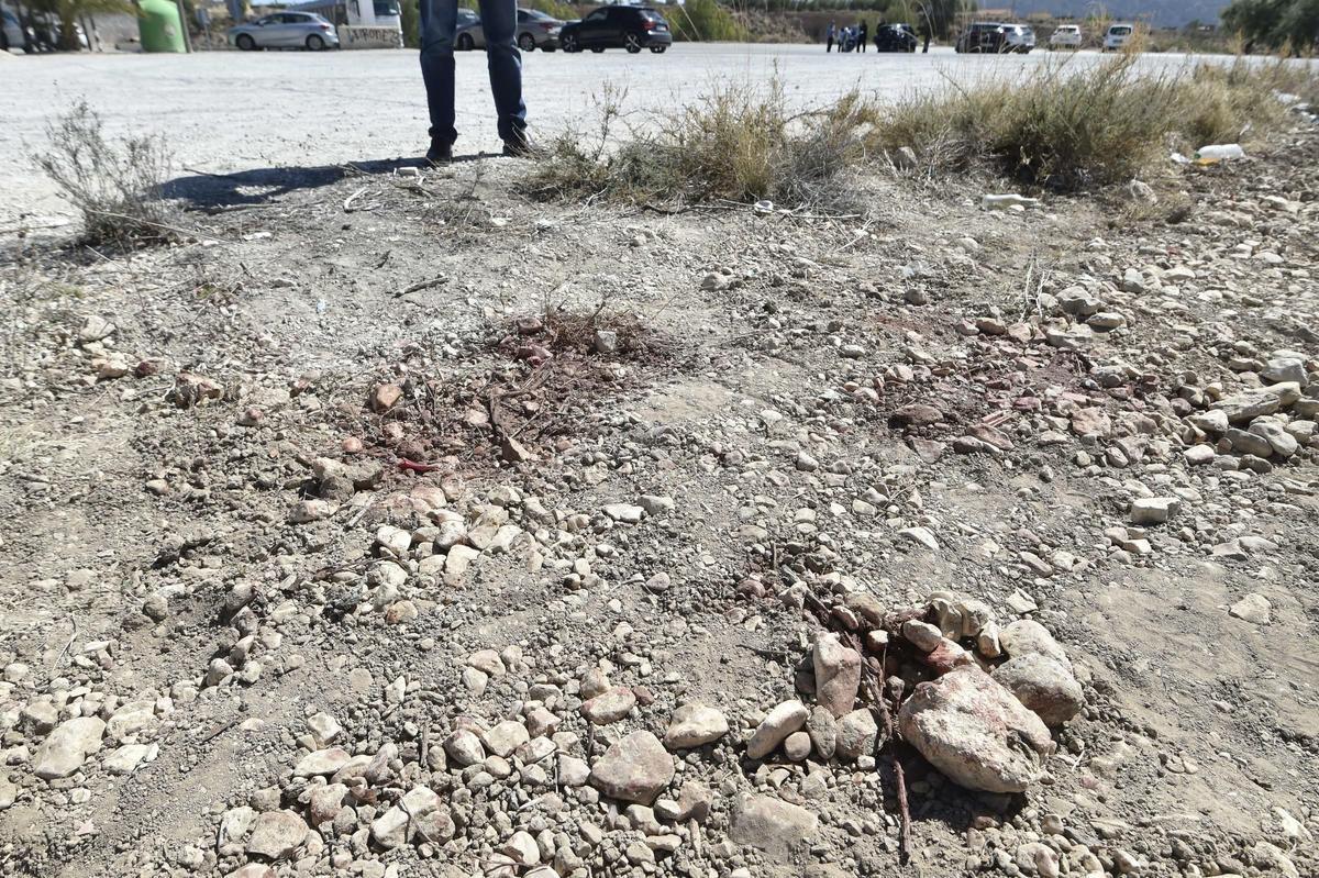 Detalle del lugar donde fue descubierto el cadáver de la mujer en Abanilla.