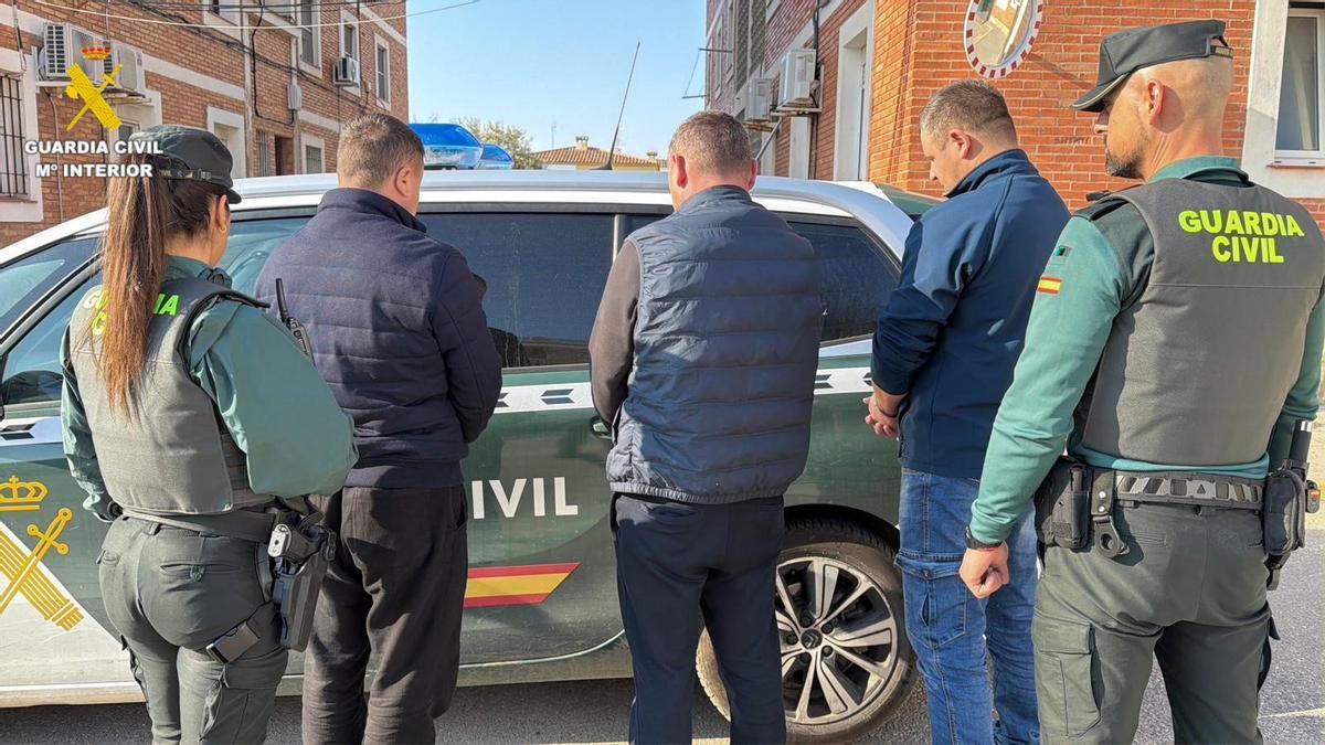 Tres detenidos pillados in fraganti