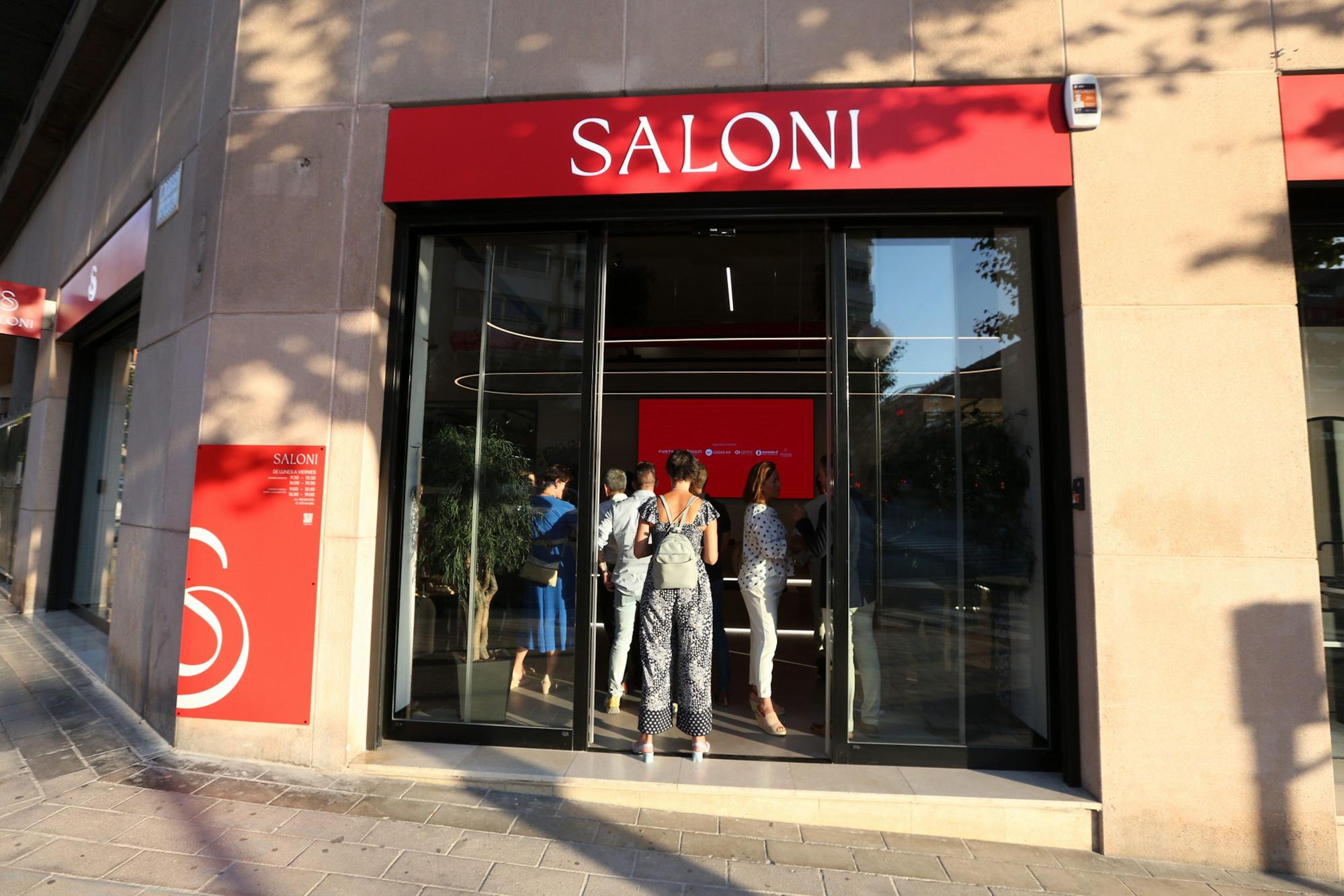 Inauguración de Saloni en Alicante