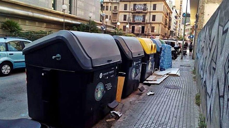 Las denuncias se deben a basura o trastos abandonados en la calle.