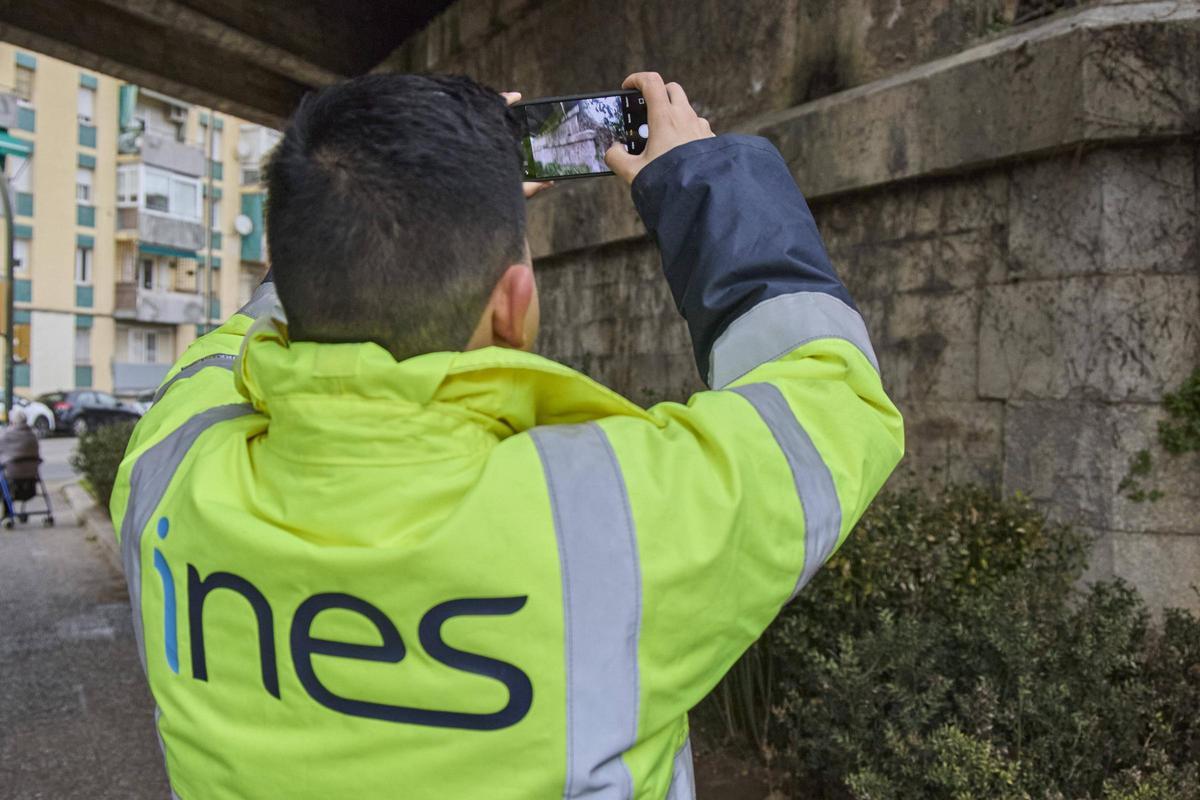 Les fotos de la revisió del viaducte de Girona per part d'Adif