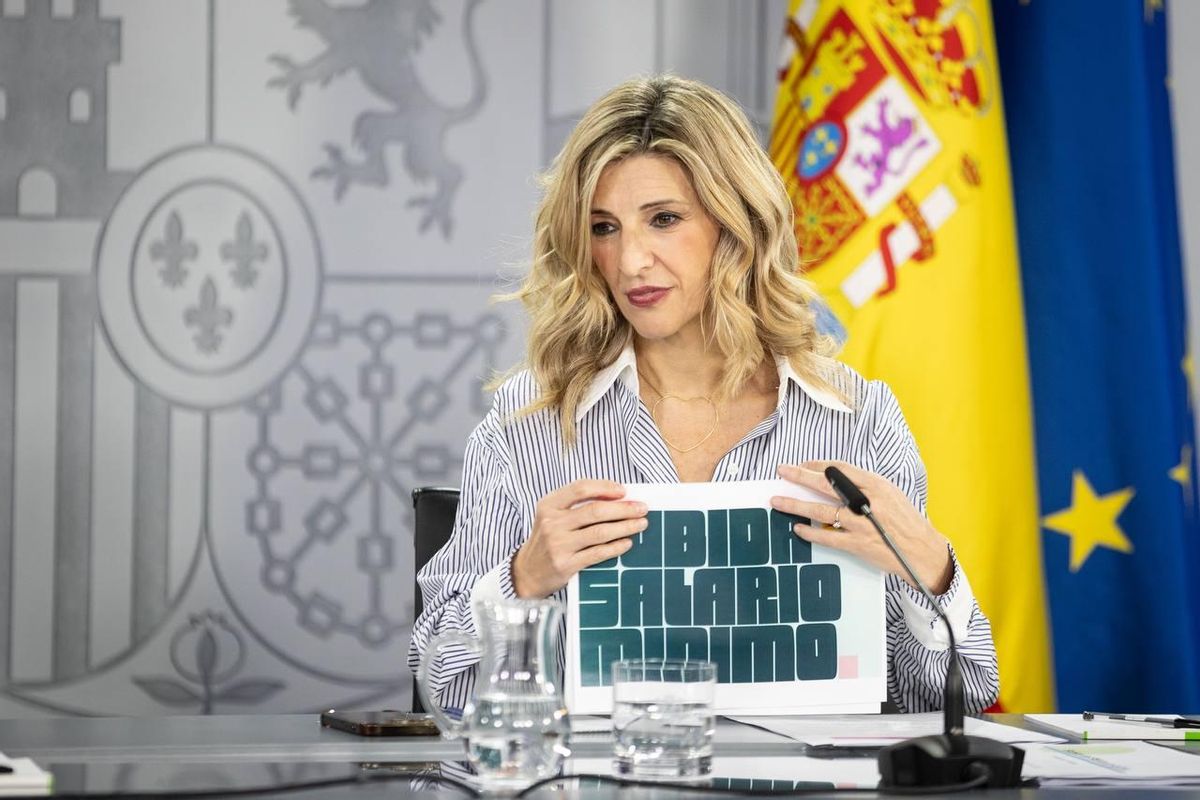 Díaz asegura que se ha enterado por la prensa sobre la aplicación del IRPF en el SMI