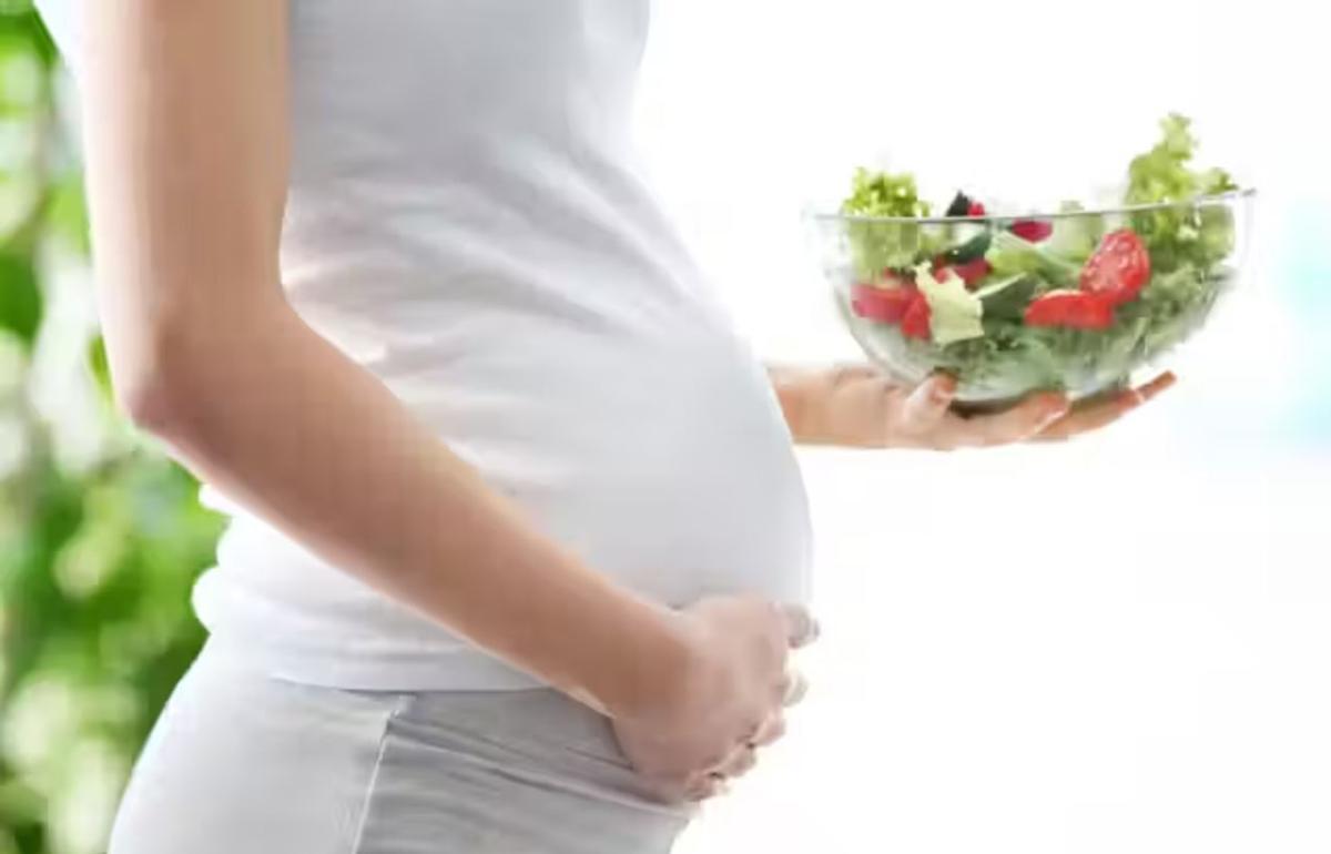 Adiós al mito de “comer por dos”: por qué es tan importante controlar el peso durante el embarazo.