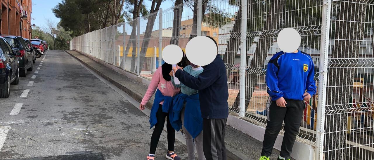 El CEIP Sant Miquel de Tavernes se convierte en altavoz del barrio