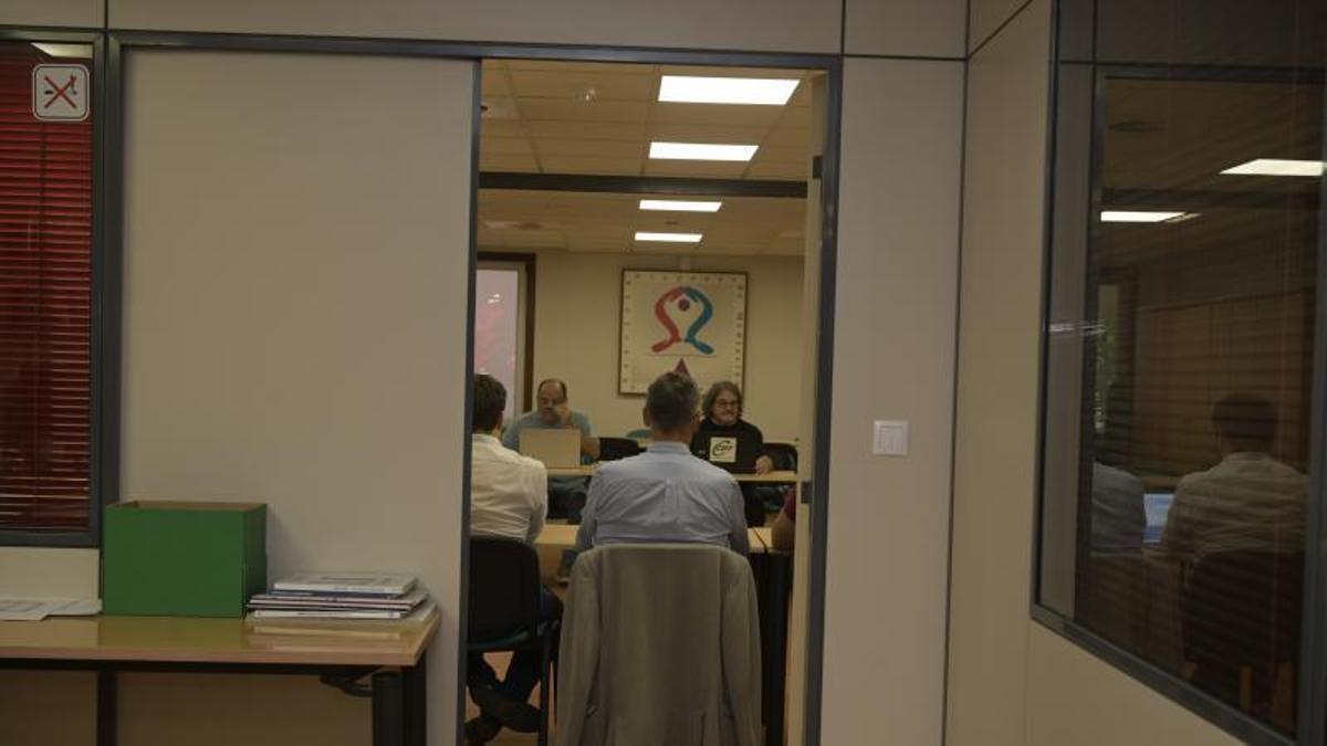 Imagen de archivo de una mediación laboral en la sede del SAMA en Zaragoza.