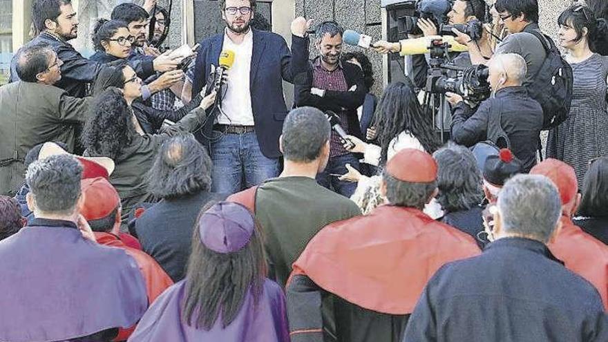 José Manuel Sande el día de su declaración en los Juzgados. // C. P.