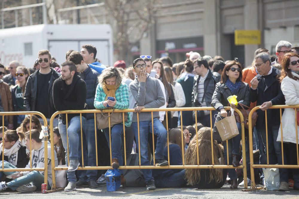 Búscate en la mascletà del 15 de marzo