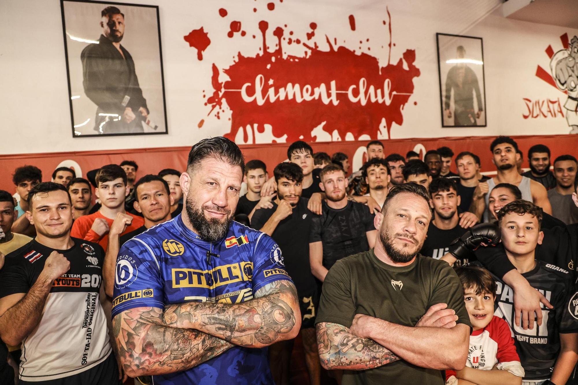 WAR MMA IBELKY Topuria | Climent Club organiza velada de MMA en la Plaza de  Toros de Alicante - Información