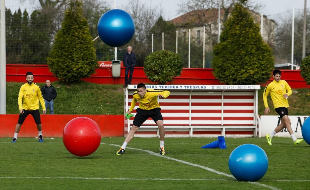 Entrenamiento del Sporting en Mareo.