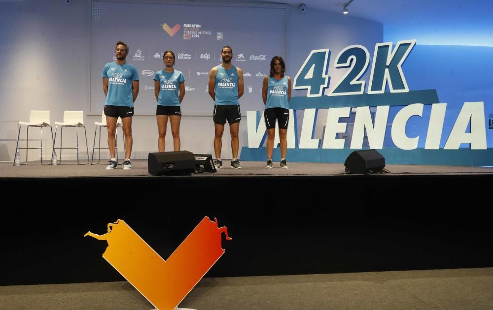 Presentación camisetas Maratón Valencia Trinidad A