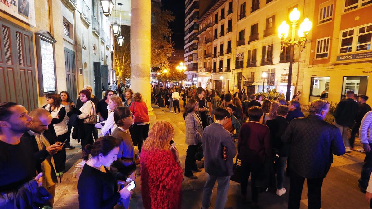 Público de una obra de la Muestra en el Teatro Principal de Alicante