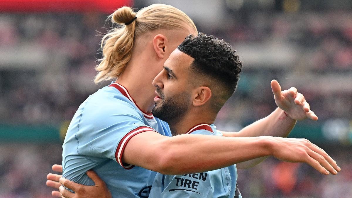 Mahrez celebra junto a Haaland uno de sus goles al Sheffield United