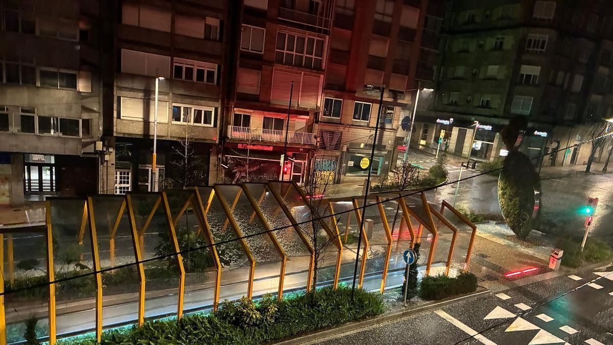 Madrugada de estruendo y granizo en Vigo