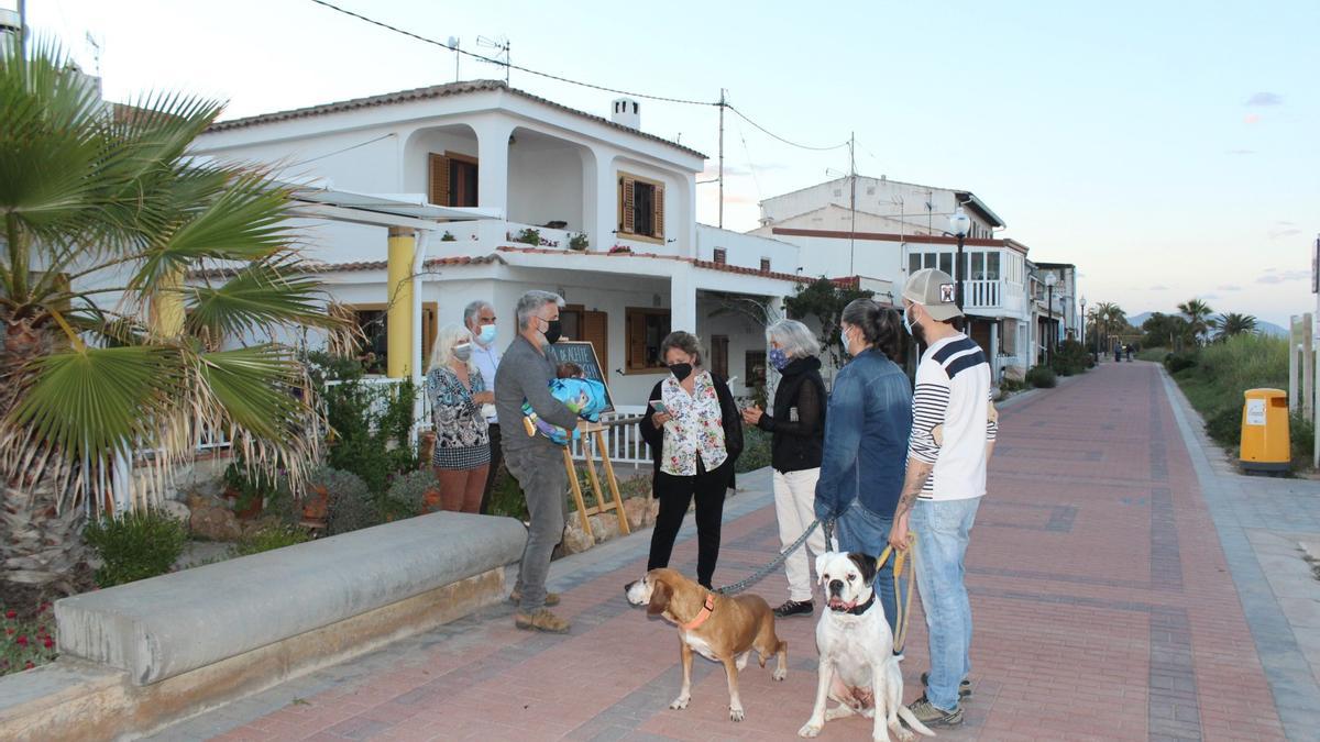 Los vecinos de Torre la Sal lucharán para no perder sus casas