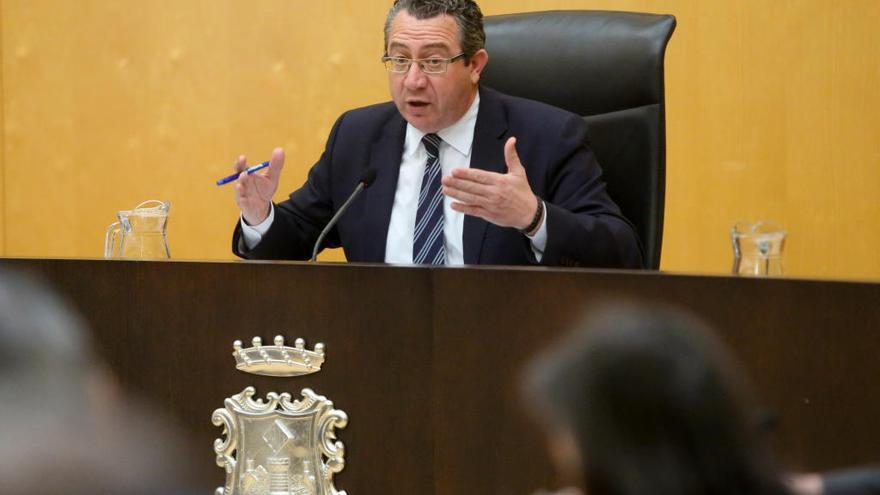 Toni Pérez, alcalde de Benidorm: &quot;La detención de Zaplana ha sido un mazazo&quot;