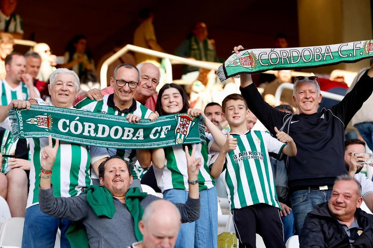 Córdoba CF-Albacete | Las imágenes de la afición en El Arcángel