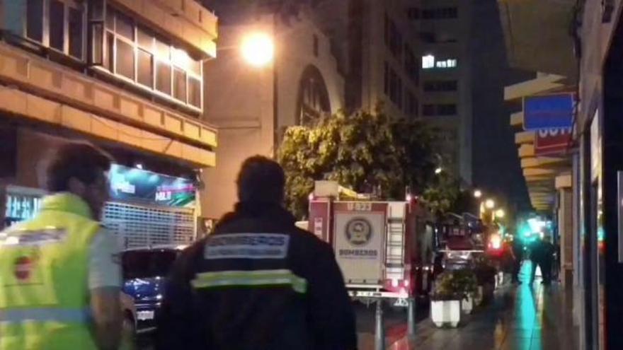 Incendio en el edificio Regina Canteras