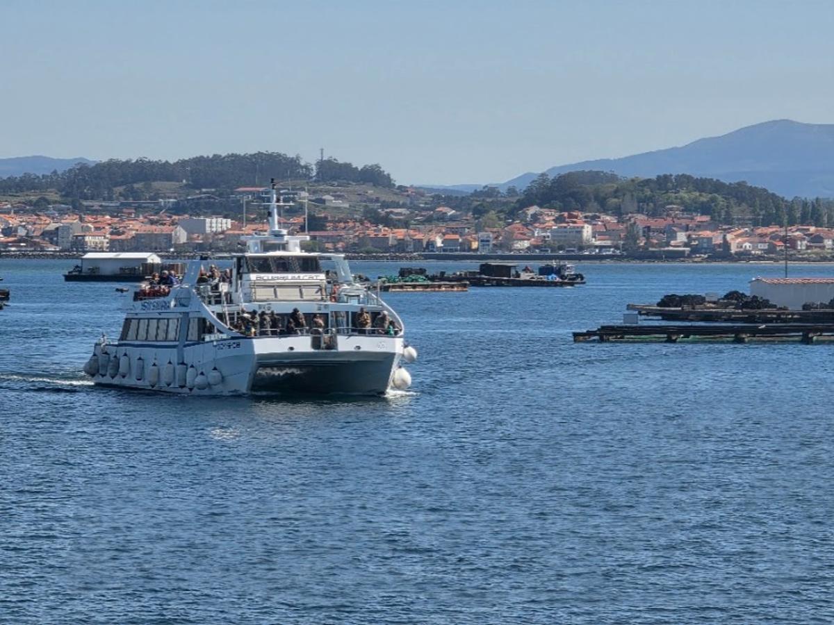 Los catamaranes de O Grove fueron uno de los grandes atractivos del Viernes Santo.