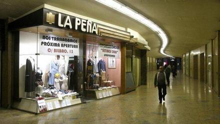 El Pasaje Palafox pierde a Fajas La Peña, su penúltimo inquilino