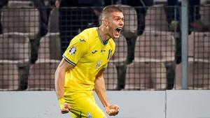 Artem Dovbyk debuta en la Eurocopa ante Rumanía