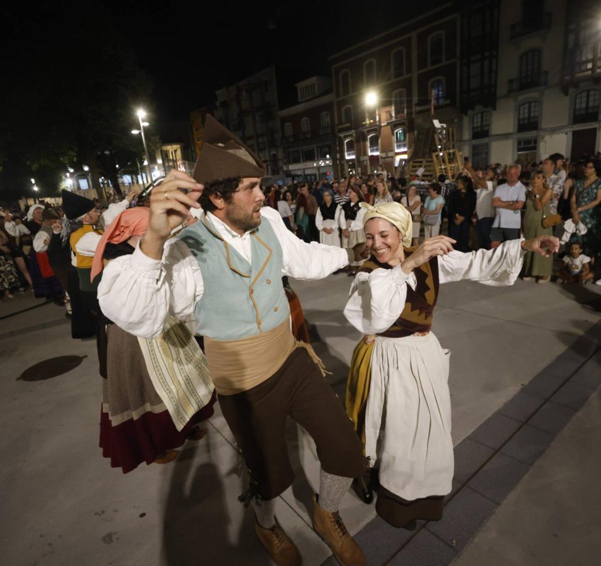 «Escontra’l Raigañu» durante su actuación.