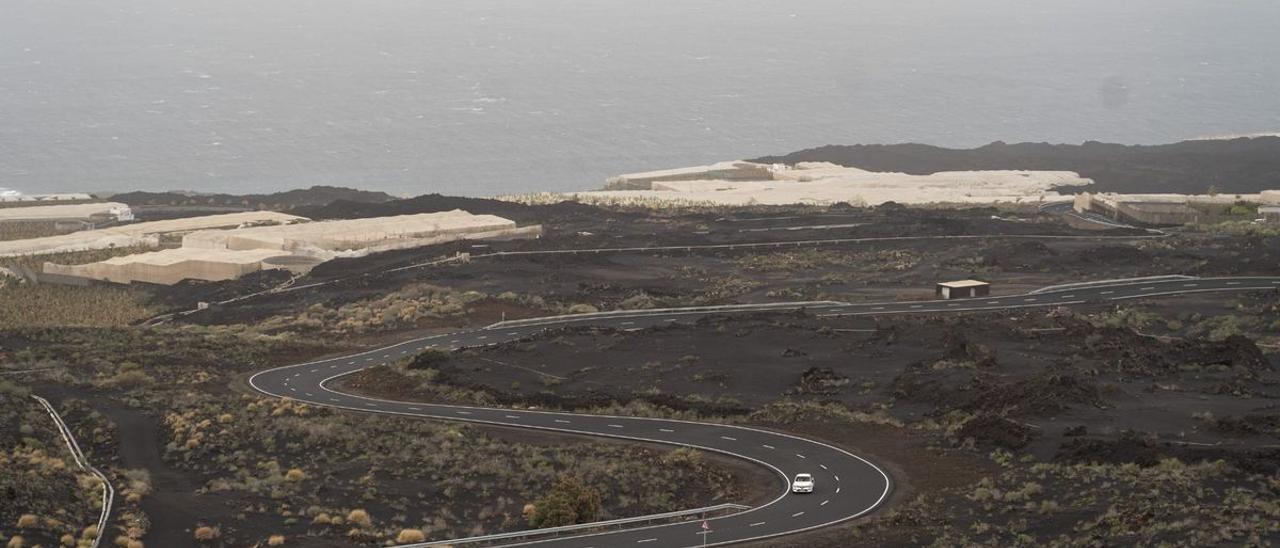 Carretera de Puerto Naos en La Palma.