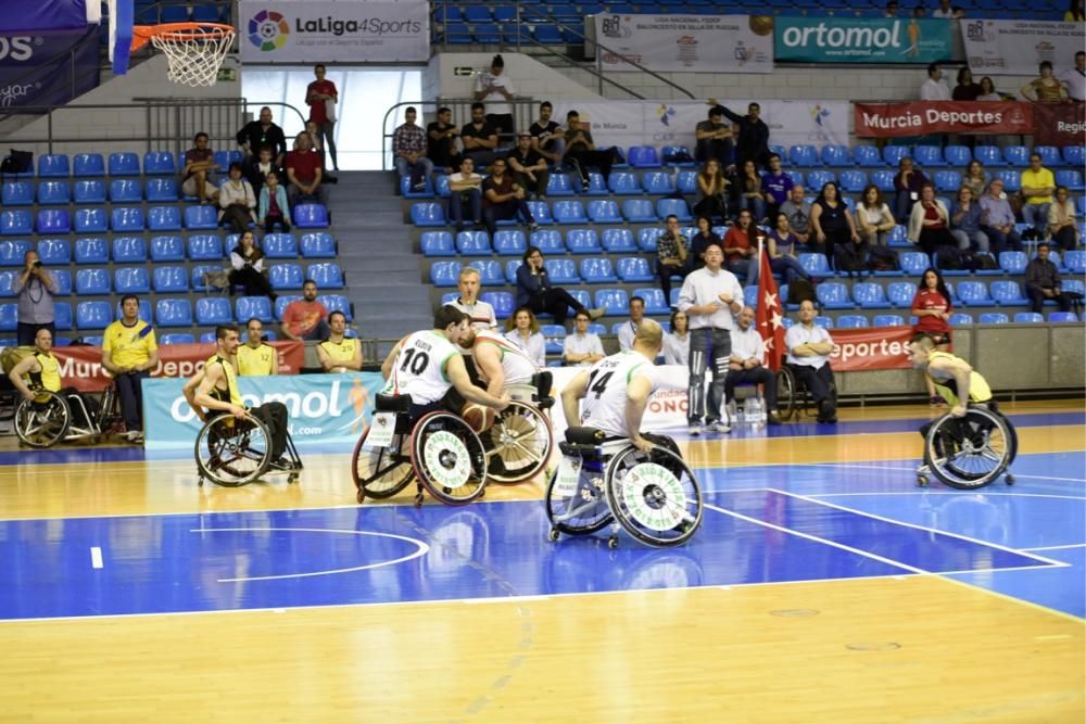Baloncesto sobre ruedas en el Príncipe de Asturias