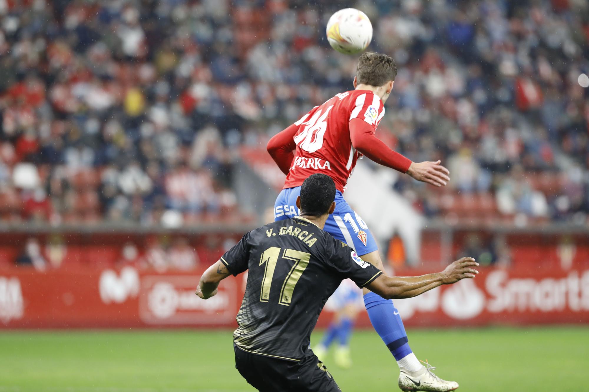 En imágenes: así fue el partido entre el Sporting y el Alcorcón