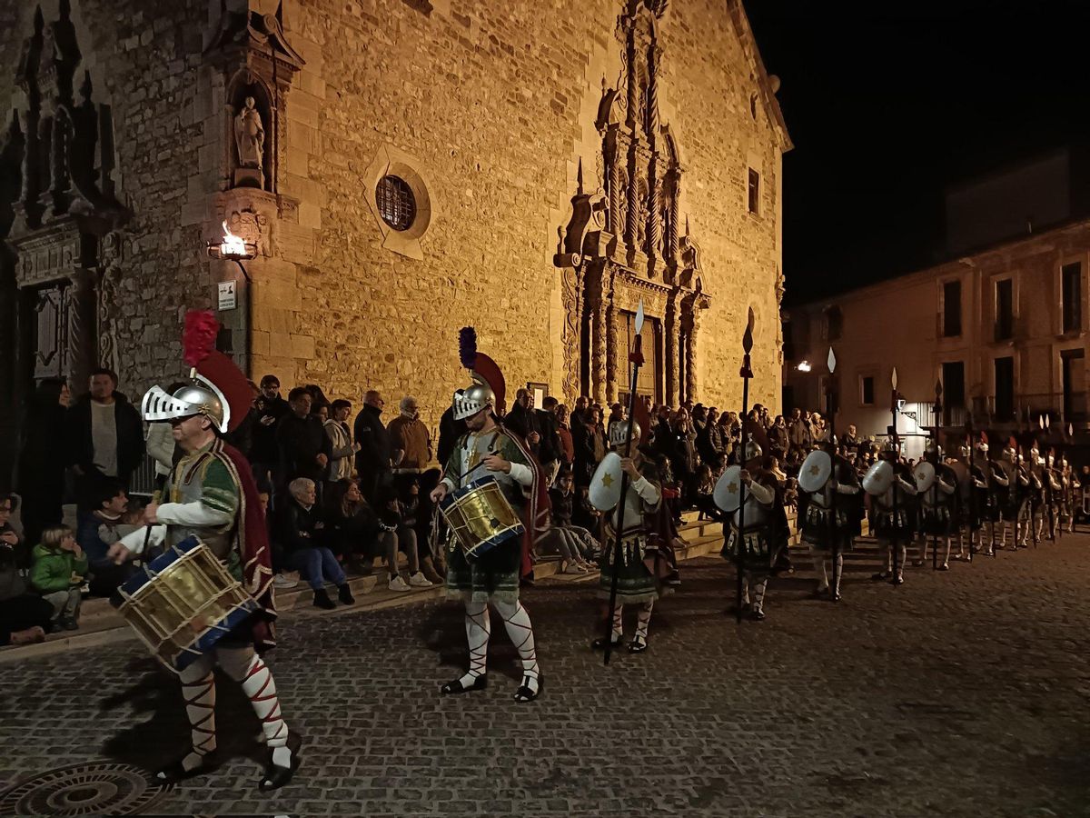 Els Armats de Moià a la plaça Major, l'any passat