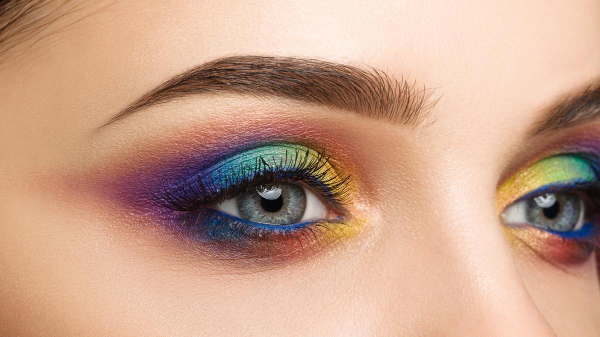 Detalle de maquillaje de ojos