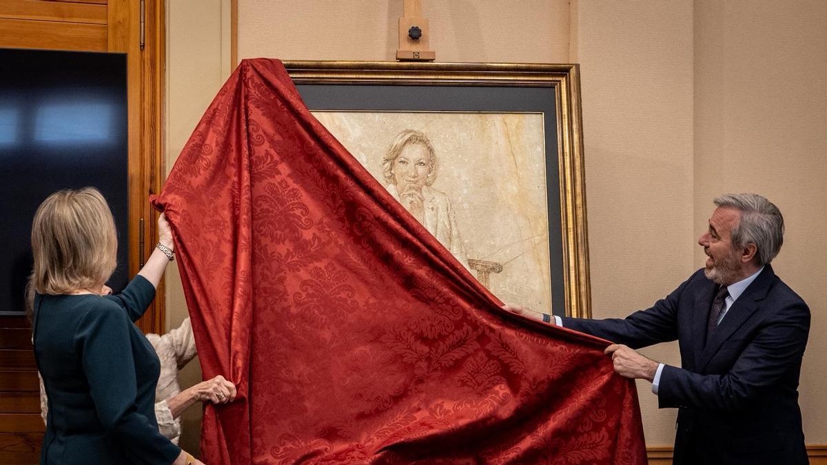 El Gobierno de Aragón presenta el retrato de la expresidenta Luisa Fernanda Rudi.