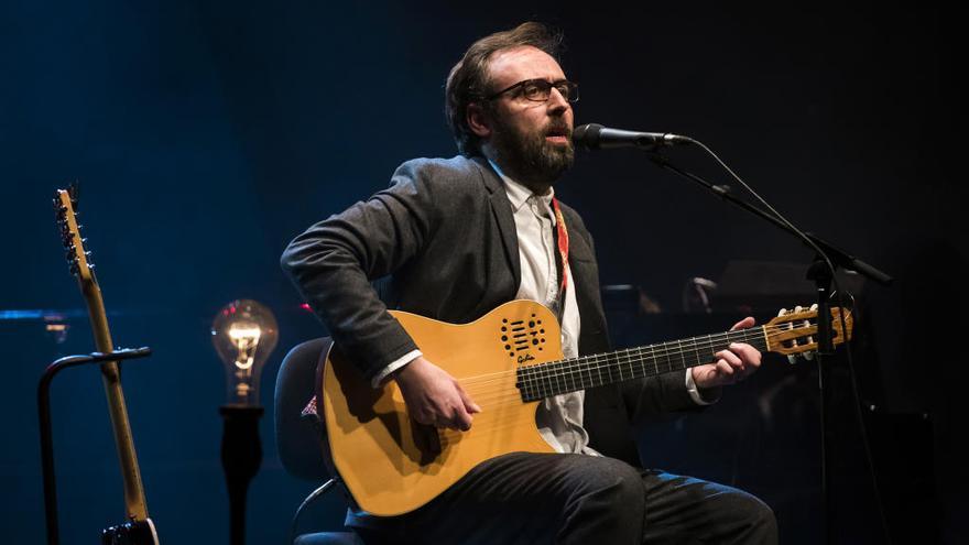 Roger Mas, en una actuació al Kursaal de Manresa.