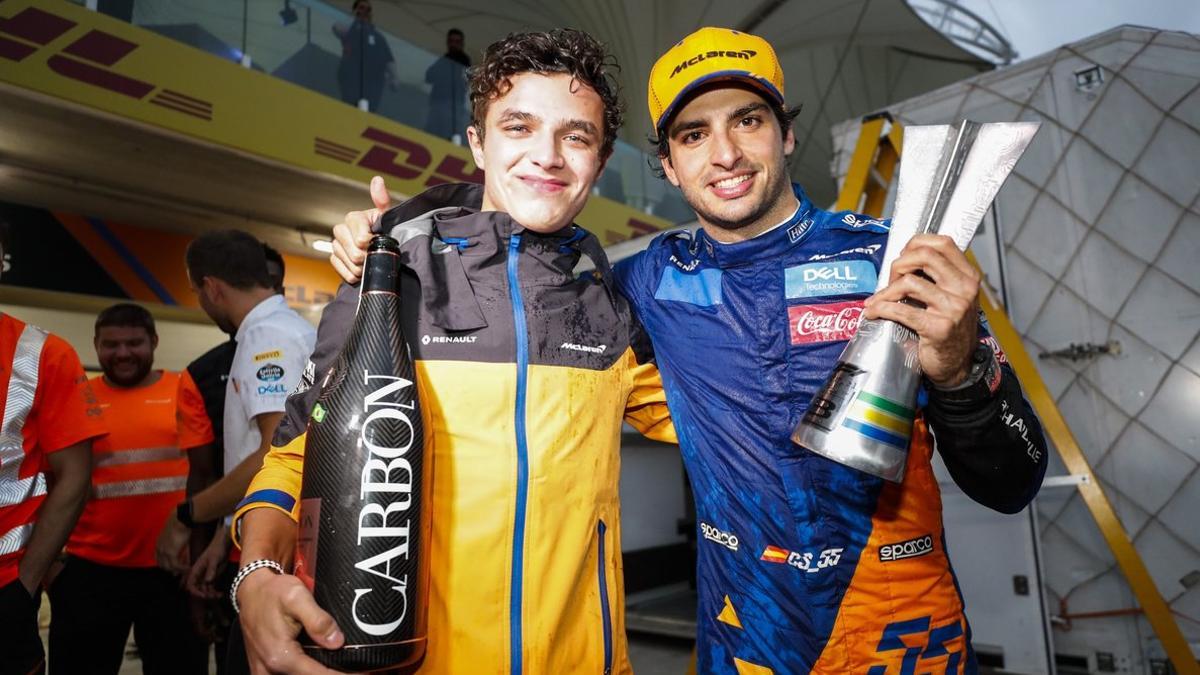 Sainz y Norris celebraron el podio del madrileño en Brasil