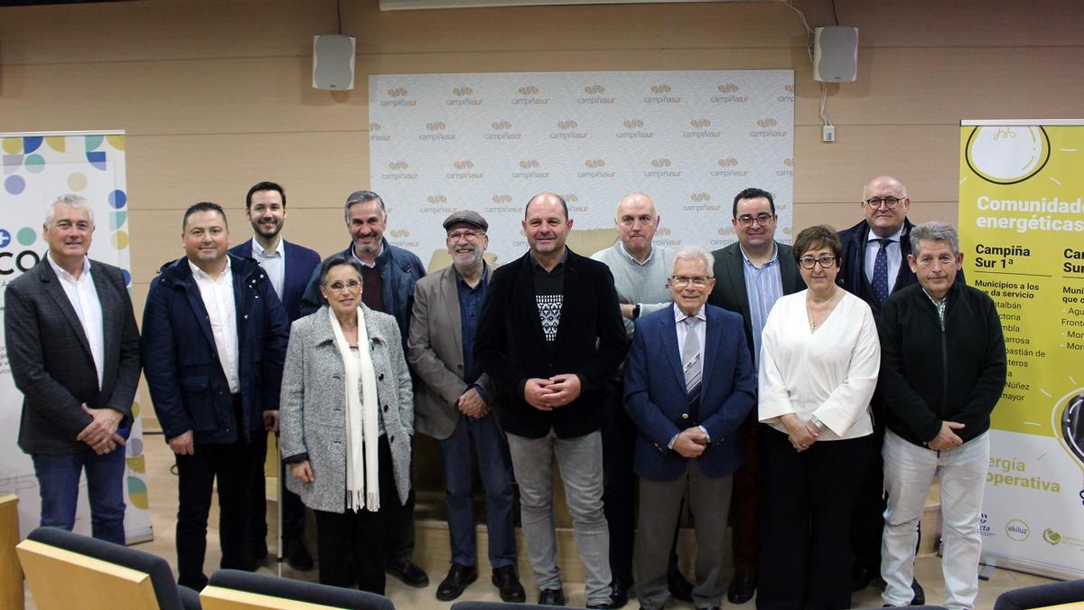 Alcaldes de los municipios de la Campiña Sur cordobesa, en la presentación de las comunidades energéticas.