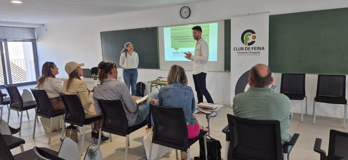 Santa Eularia lanza una nueva edicion de talleres gratuitos para personas emprendedoras